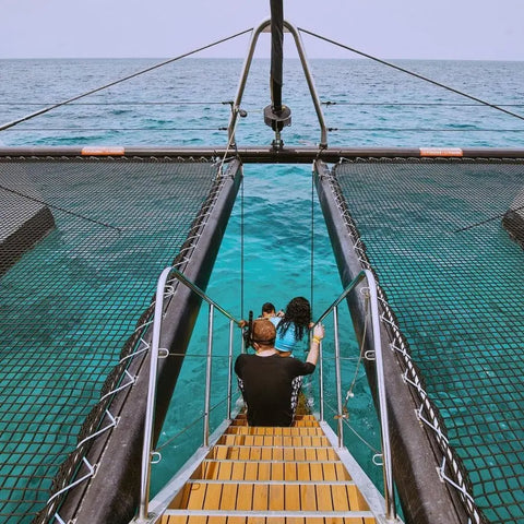 catamarã moderno e totalmente equipado e faça um passeio desde Cartagena até às Ilhas do Rosário - Juan Ballena