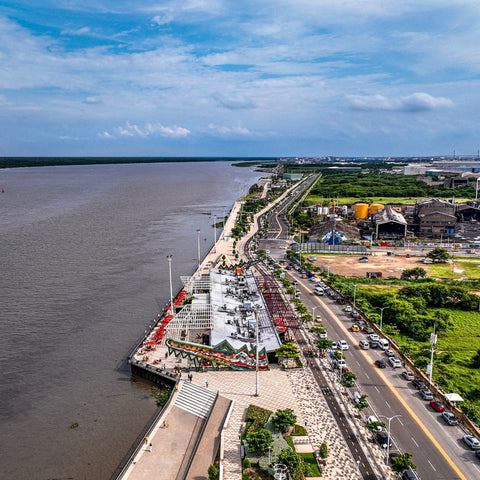 Barranquilla Tour: Iconic Landmarks & Riverside Promenade