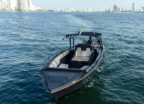 Luxury 42' boat rental to Rosario Islands