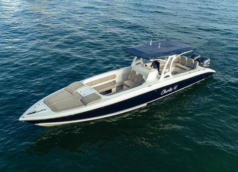 Luxury 42' boat rental to Rosario Islands